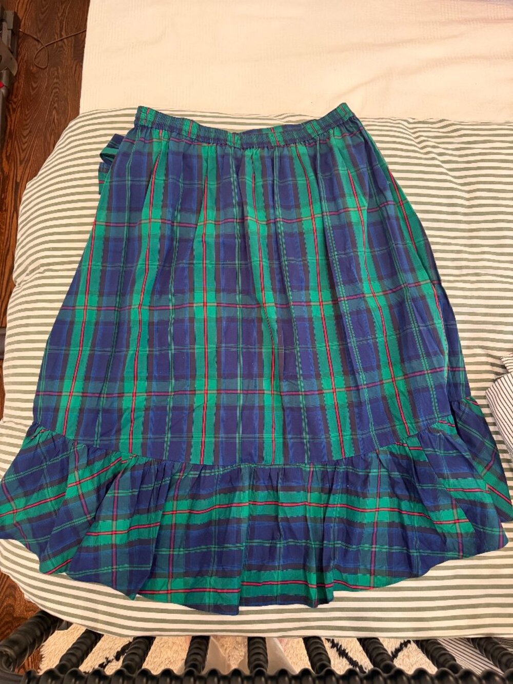 J. Crew, XL Blue & Green Plaid Ruffle Hem Midi Skirt, NWT, 100% cotton - Picture 3 of 4